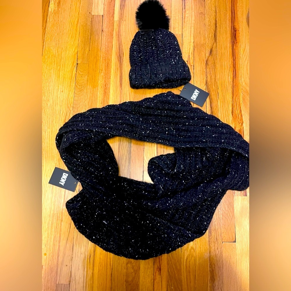 NWT DKNY hat and scarf set